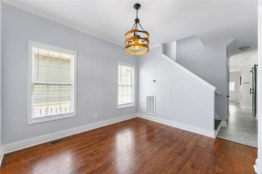 3 bedroom, 3 bathroom, 1,407 sq ft single family residence for sale at 385 Elm Street, Atlanta, GA 30314 — photo 5