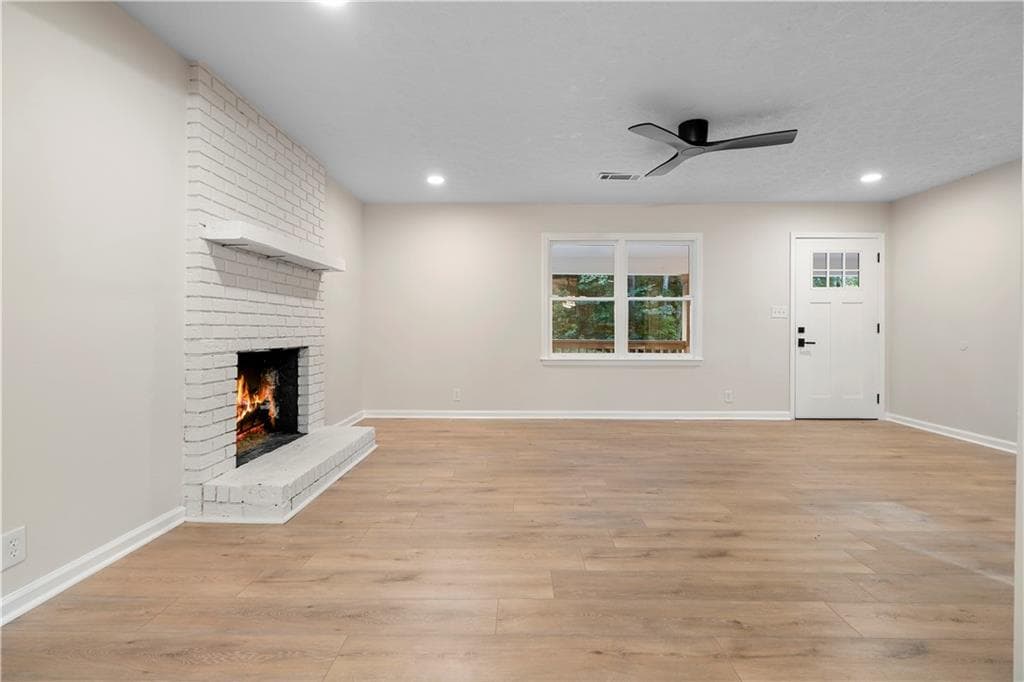 3 bedroom, 2 bathroom, 1,344 sq ft single family residence for sale at 63 Moss Road, Dawsonville, GA 30534 — photo 5