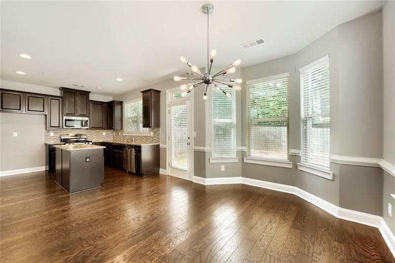 3 bedroom, 3 bathroom, 2,112 sq ft townhouse under contract at 2010 Brightleaf Way 96, Marietta, GA 30060 — photo 10