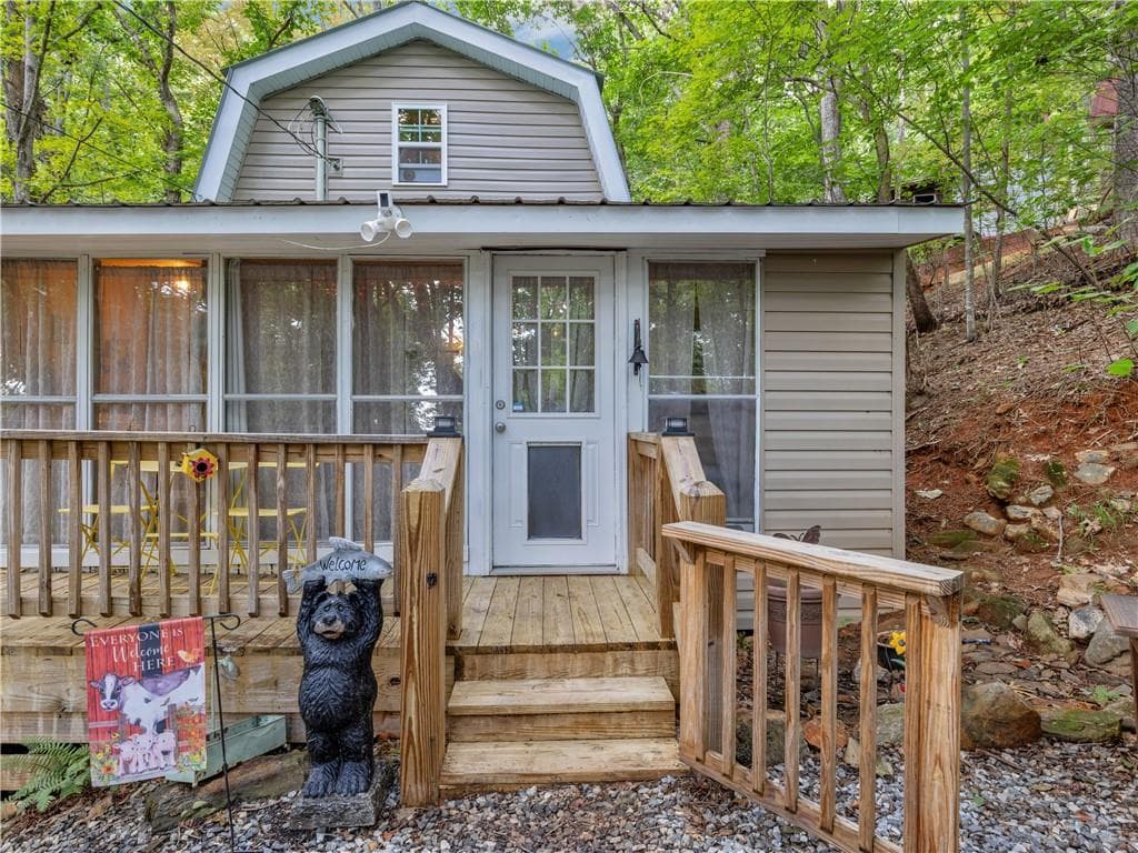 2 bedroom, 2 bathroom, 796 sq ft single family residence for sale at 87 Garden Lane, Cleveland, GA 30528 — photo 4
