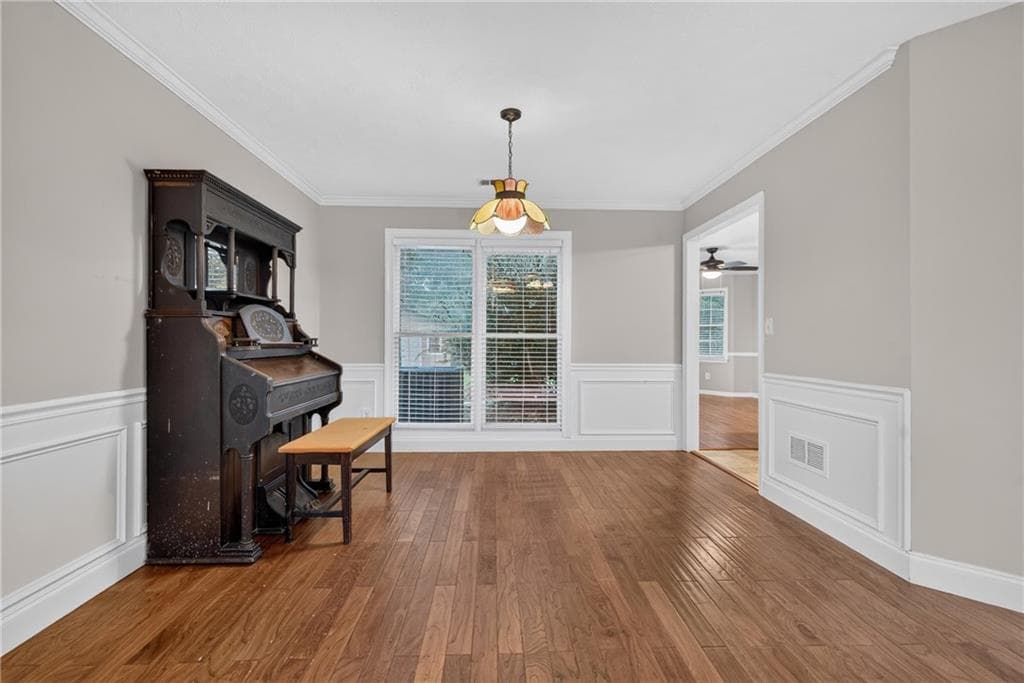 3 bedroom, 2 bathroom, 2,013 sq ft single family residence for sale at 1880 Ashton Brooke Lane, Buford, GA 30519 — photo 9