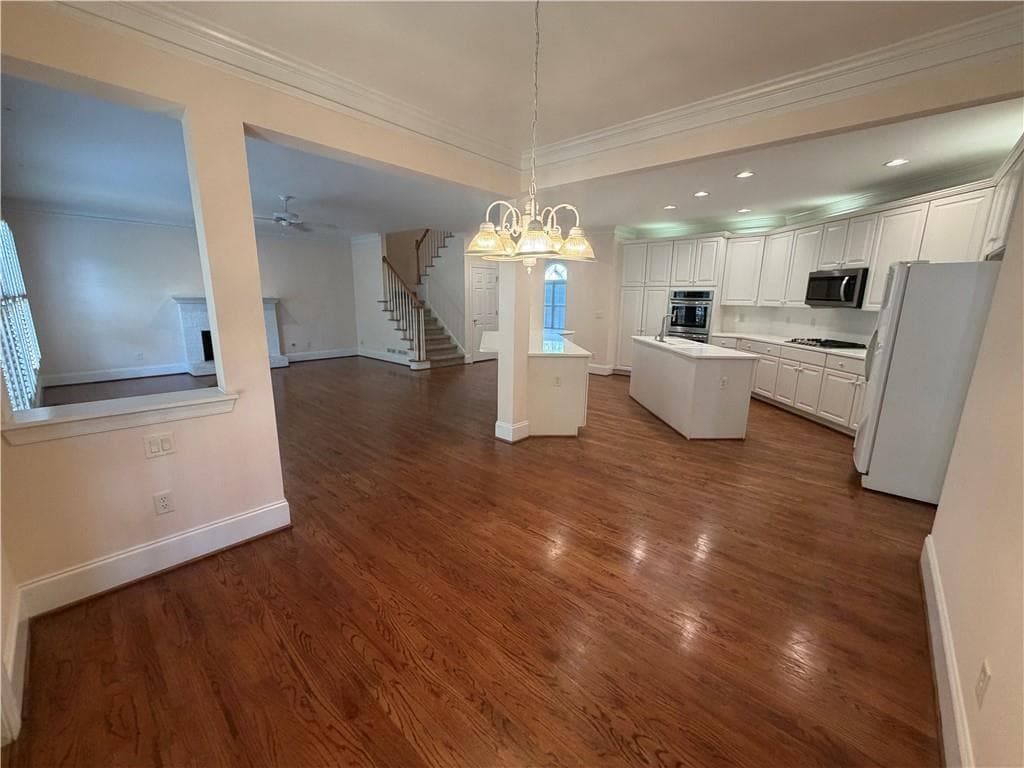 5 bedroom, 4 bathroom, 3,600 sq ft single family residence for rent at 3281 Winthrop Circle, Marietta, GA 30067 for $3,700 a month — photo 9
