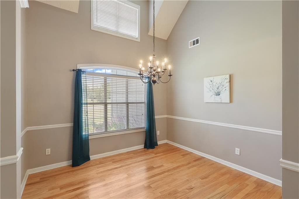 3 bedroom, 2 bathroom, 2,096 sq ft single family residence for sale at 200 Chatfield Way, Locust Grove, GA 30248 — photo 7