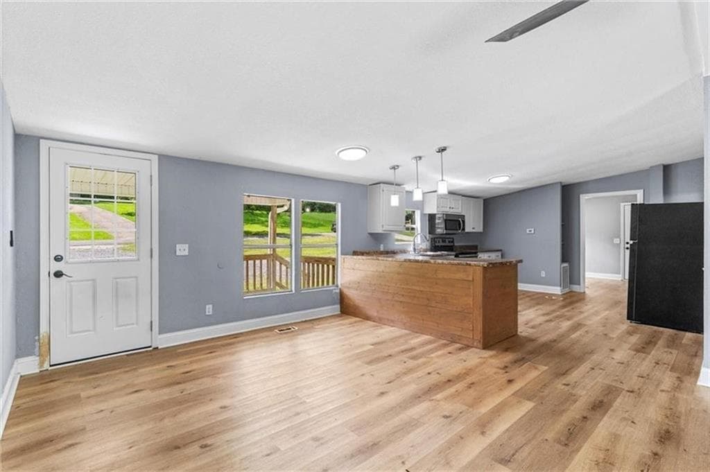 3 bedroom, 2 bathroom, 1,344 sq ft single family residence for sale at 109 Webb Drive, Calhoun, GA 30701 — photo 5