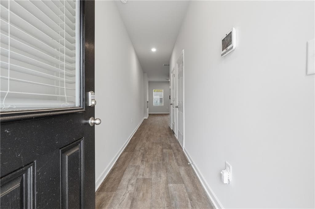4 bedroom, 3 bathroom, 1,827 sq ft townhouse for sale at 3228 Winding Waters Way, Powder Springs, GA 30127 — photo 3