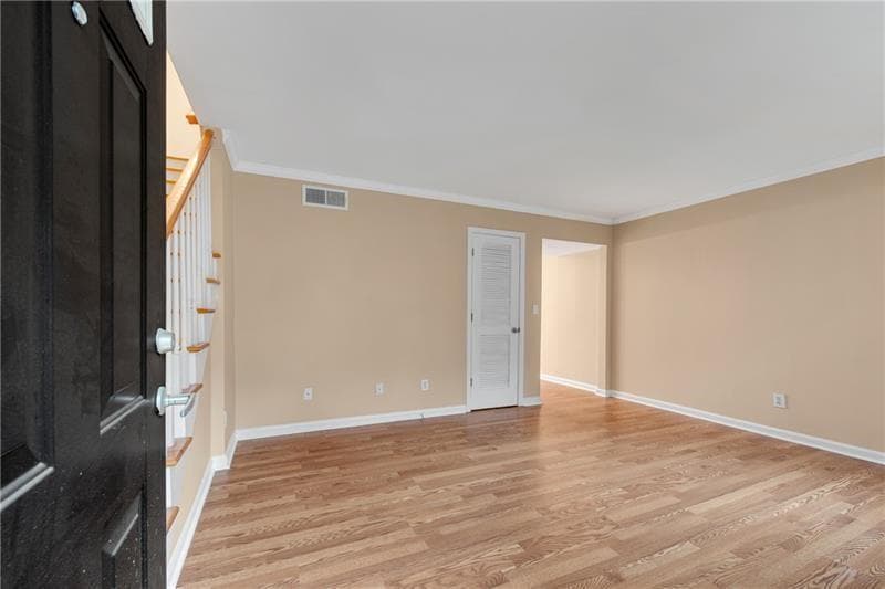 3 bedroom, 2 bathroom, 1,000 sq ft condominium for rent at 6940 Roswell Road F2, Sandy Springs, GA 30328 for $1,750 a month — photo 3