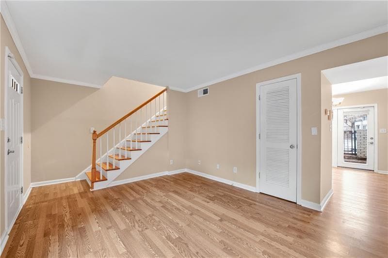 3 bedroom, 2 bathroom, 1,000 sq ft condominium for rent at 6940 Roswell Road F2, Sandy Springs, GA 30328 for $1,750 a month — photo 5