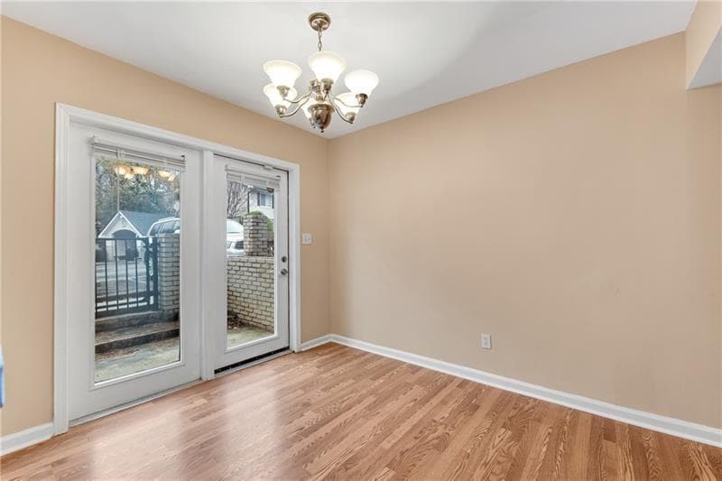 3 bedroom, 2 bathroom, 1,000 sq ft condominium for rent at 6940 Roswell Road F2, Sandy Springs, GA 30328 for $1,750 a month — photo 8