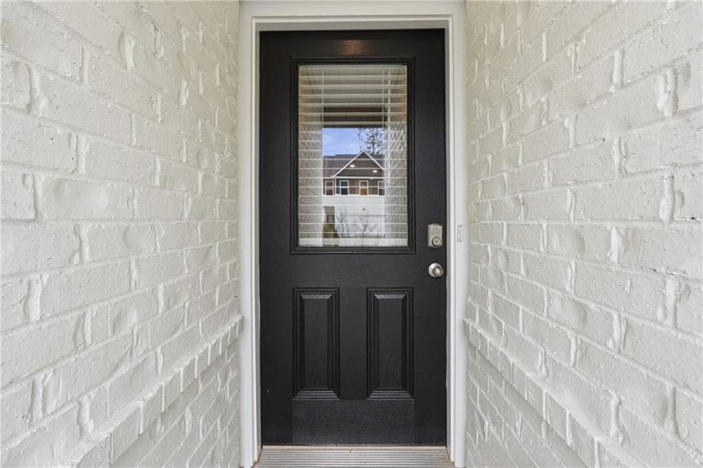 4 bedroom, 3 bathroom, 1,852 sq ft townhouse under contract at 3220 Winding Waters Way, Powder Springs, GA 30127 — photo 2