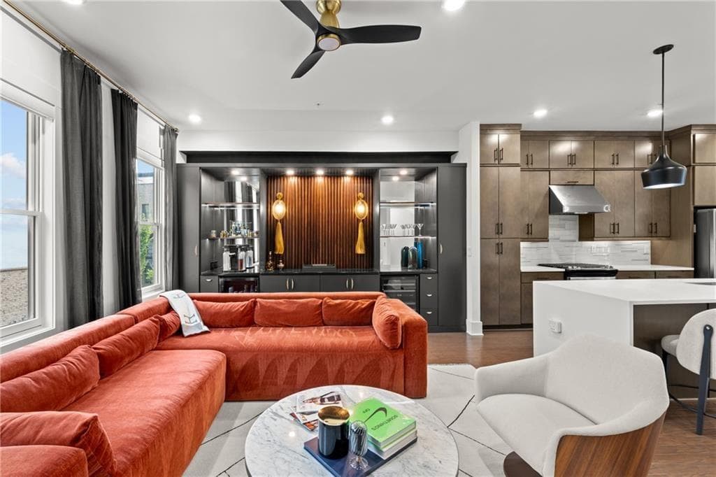 3 bedroom, 4 bathroom, 2,294 sq ft townhouse for sale at 1075 Robert Smalls Way, Atlanta, GA 30318 — photo 4