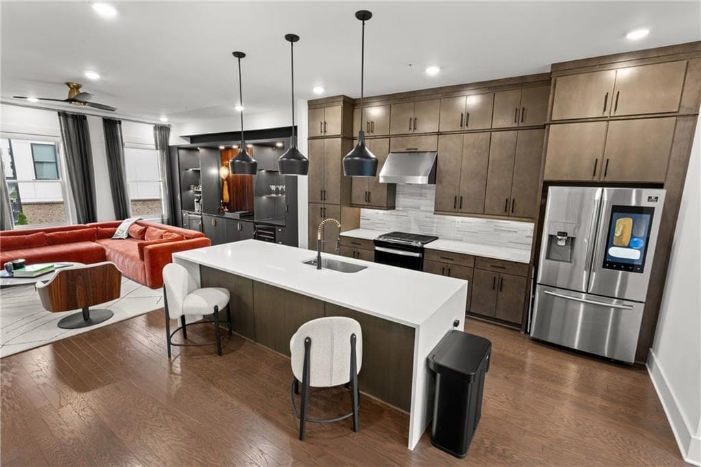 3 bedroom, 4 bathroom, 2,294 sq ft townhouse for sale at 1075 Robert Smalls Way, Atlanta, GA 30318 — photo 9