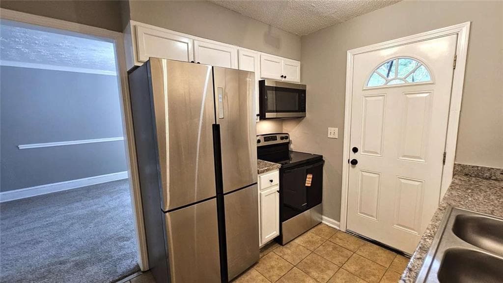 2 bedroom, 2 bathroom, 1,100 sq ft condominium under contract at 4701 Flat Shoals Road 1C, Union City, GA 30291 — photo 10