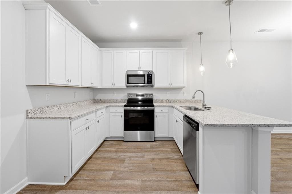3 bedroom, 3 bathroom, 1,880 sq ft townhouse for sale at 3244 Winding Waters Way, Powder Springs, GA 30127 — photo 9