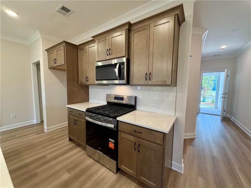 3 bedroom, 3 bathroom, 1,805 sq ft townhouse under contract at 320 Colsen Drive, Acworth, GA 30102