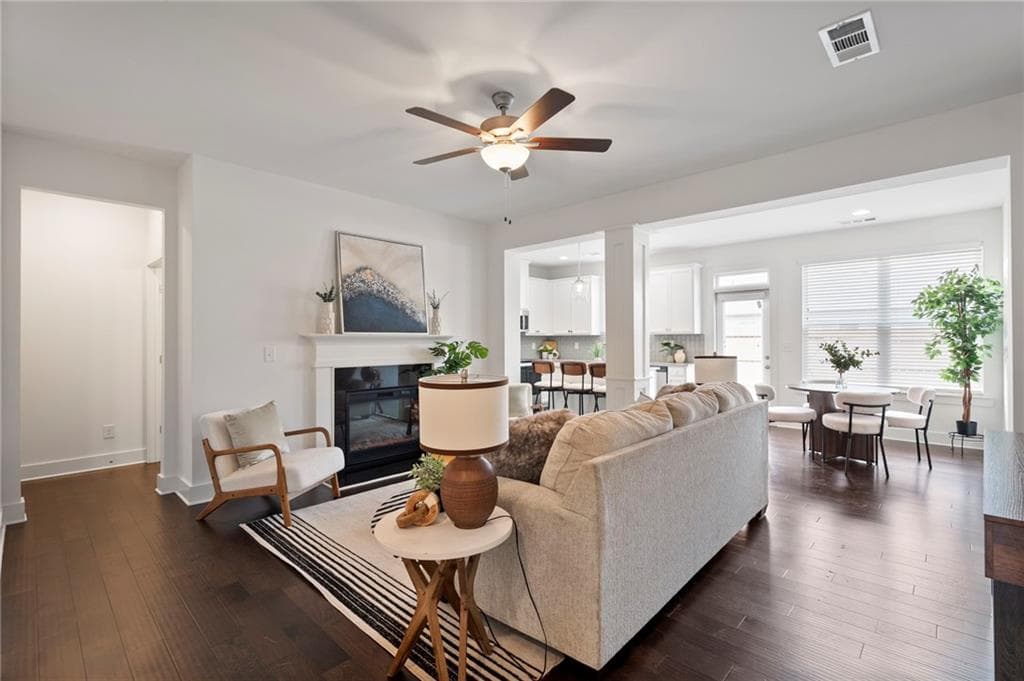 3 bedroom, 3 bathroom, 1,750 sq ft townhouse for sale at 2139 Arnage Drive, Lithonia, GA 30058 — photo 5