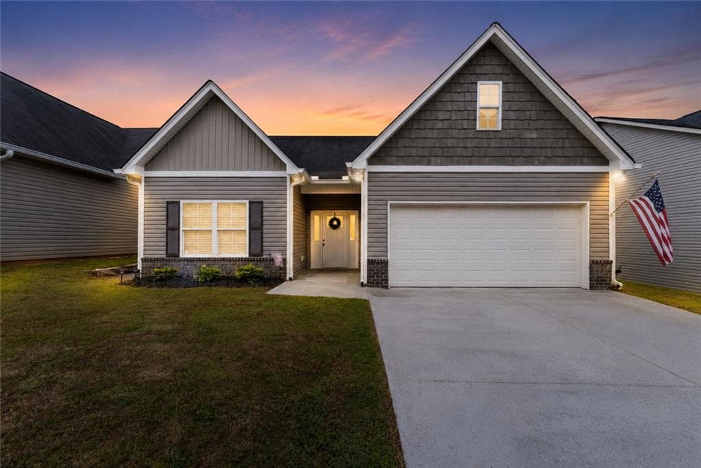 3 bedroom, 2 bathroom, 2,166 sq ft single family residence for sale at 177 Highland Pointe Drive, Alto, GA 30510 — photo 2