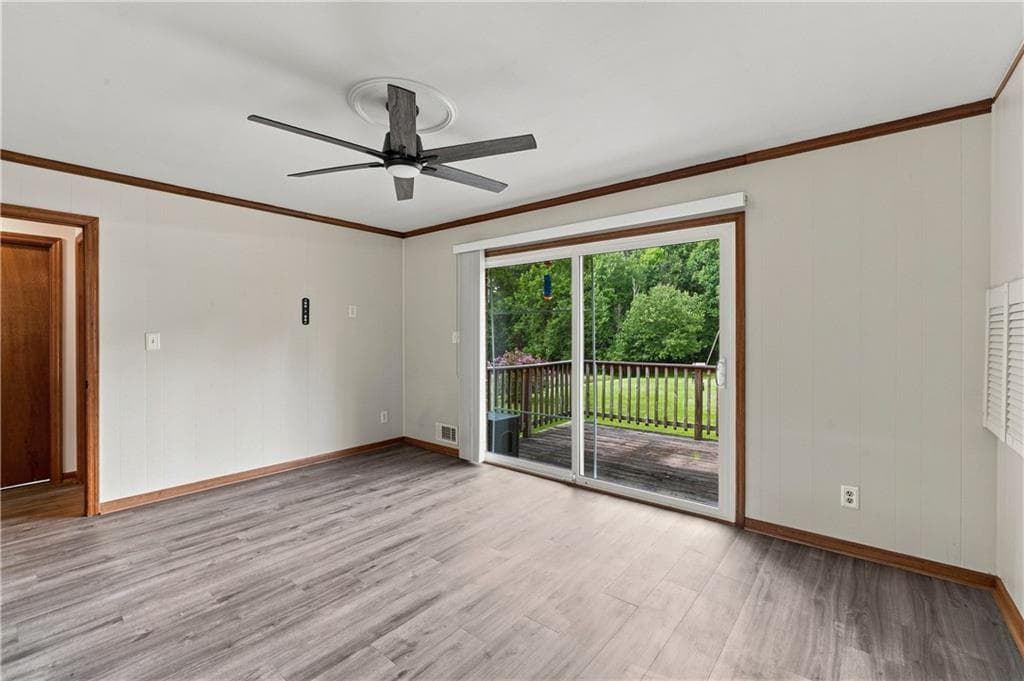 4 bedroom, 2 bathroom, 1,441 sq ft single family residence for sale at 2595 Nevels Road, College Park, GA 30349 — photo 6