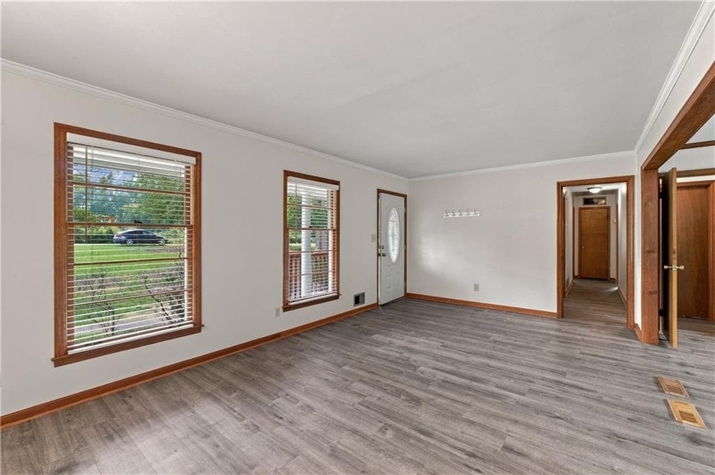4 bedroom, 2 bathroom, 1,441 sq ft single family residence for sale at 2595 Nevels Road, College Park, GA 30349 — photo 7