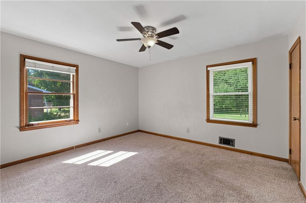 4 bedroom, 2 bathroom, 1,441 sq ft single family residence for sale at 2595 Nevels Road, College Park, GA 30349 — photo 9