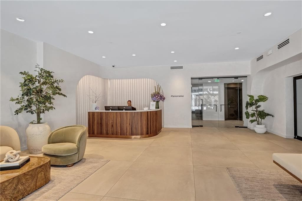 2 bedroom, 2 bathroom, 1,120 sq ft condominium for rent at 2460 Peachtree Road 502, Atlanta, GA 30305 for $3,200 a month — photo 2