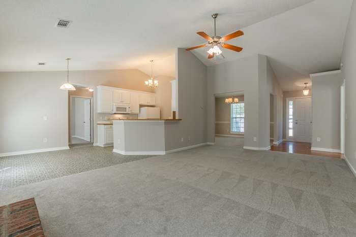 3 bedroom, 2 bathroom, 1,630 sq ft single family residence for rent at 1420 Jefferson Walk Circle, Jefferson, GA 30549 for $1,995 a month — photo 8