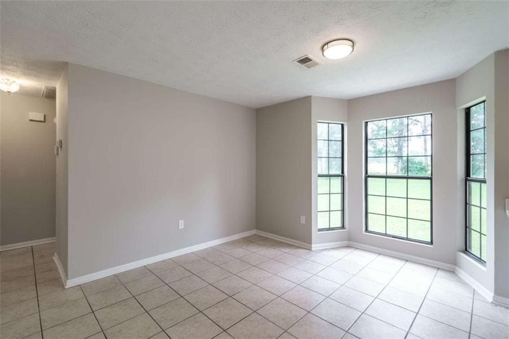3 bedroom, 2 bathroom, 1,820 sq ft single family residence for sale at 106 Newport Road, Milledgeville, GA 31061 — photo 10