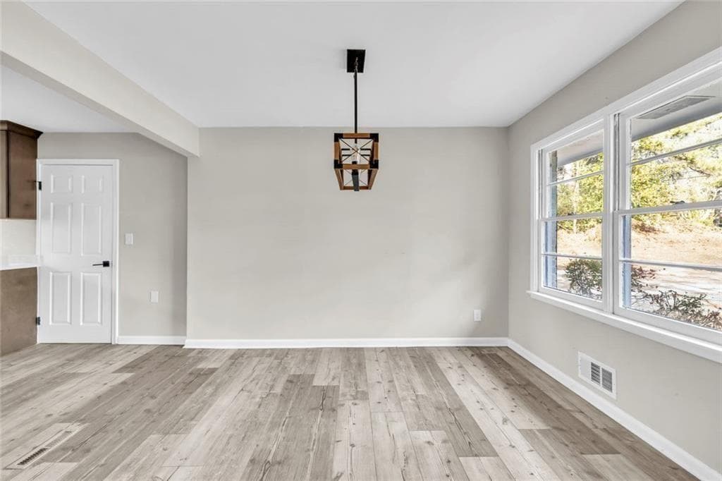 3 bedroom, 2 bathroom, 1,376 sq ft single family residence for sale at 2406 Tilson Road, Decatur, GA 30032 — photo 7