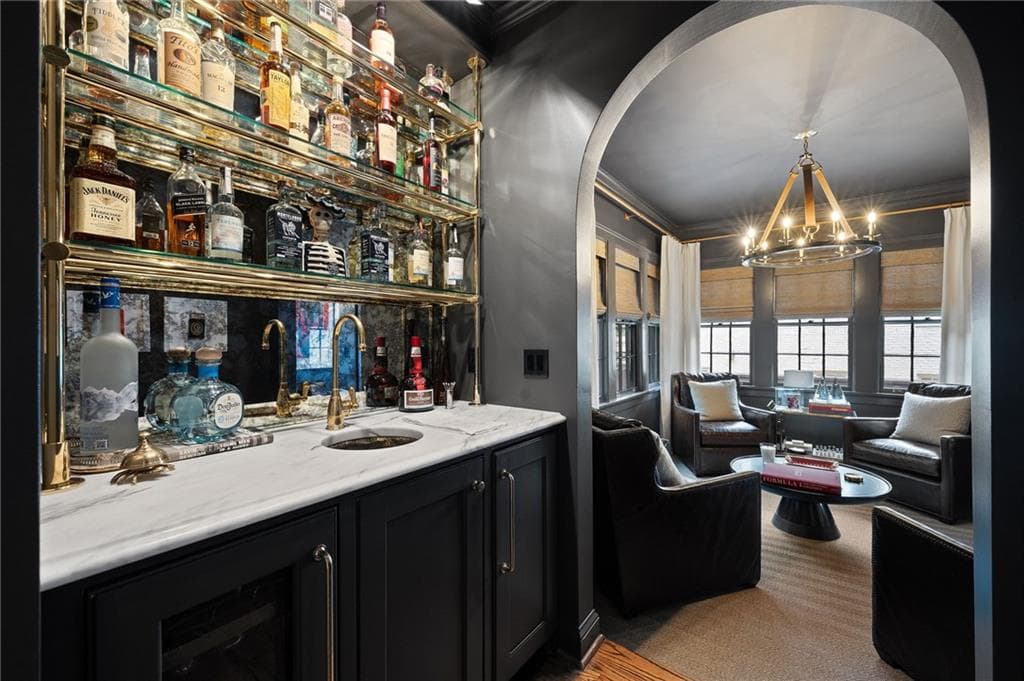 6 bedroom, 6 bathroom, 5,164 sq ft single family residence under contract at 102 Brighton Road, Atlanta, GA 30309 — photo 8