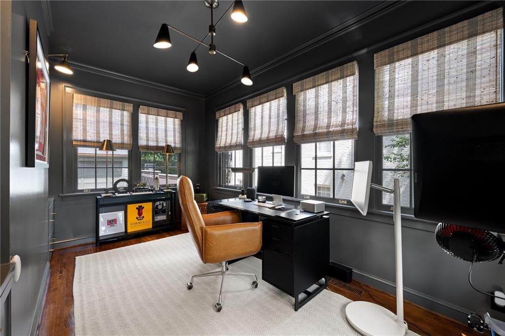 6 bedroom, 6 bathroom, 5,164 sq ft single family residence under contract at 102 Brighton Road, Atlanta, GA 30309 — photo 9