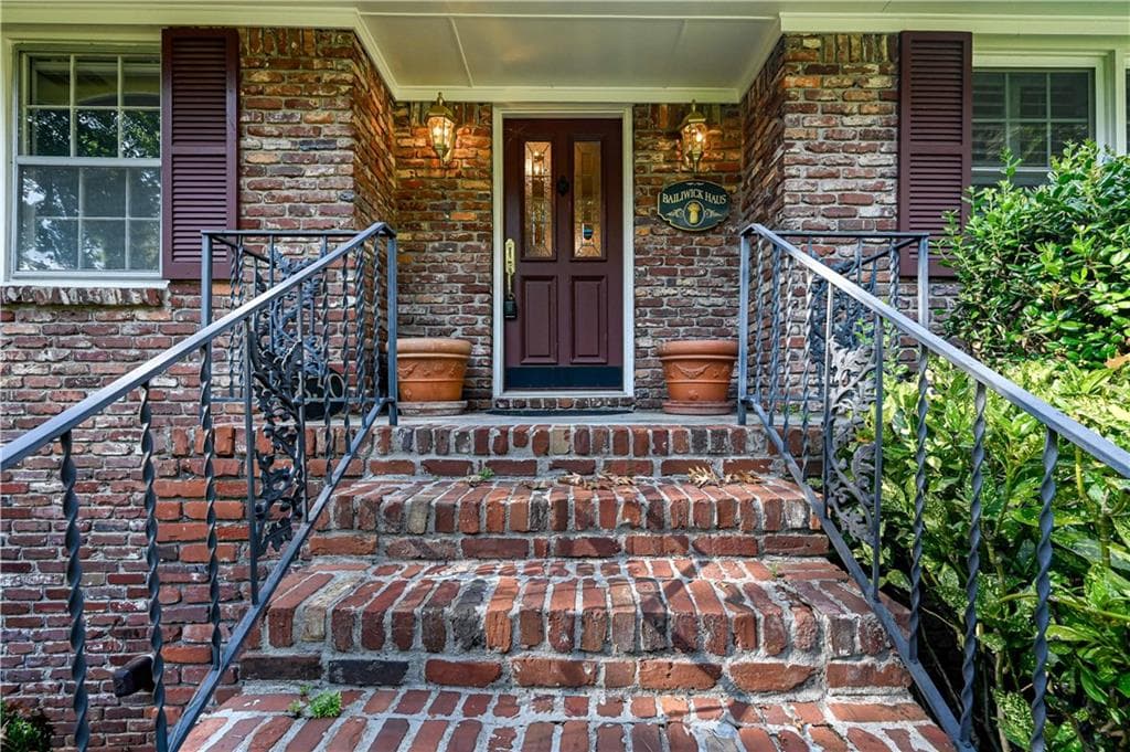 3 bedroom, 3 bathroom, 2,475 sq ft single family residence for sale at 1830 Tara Circle, Douglasville, GA 30135 — photo 4