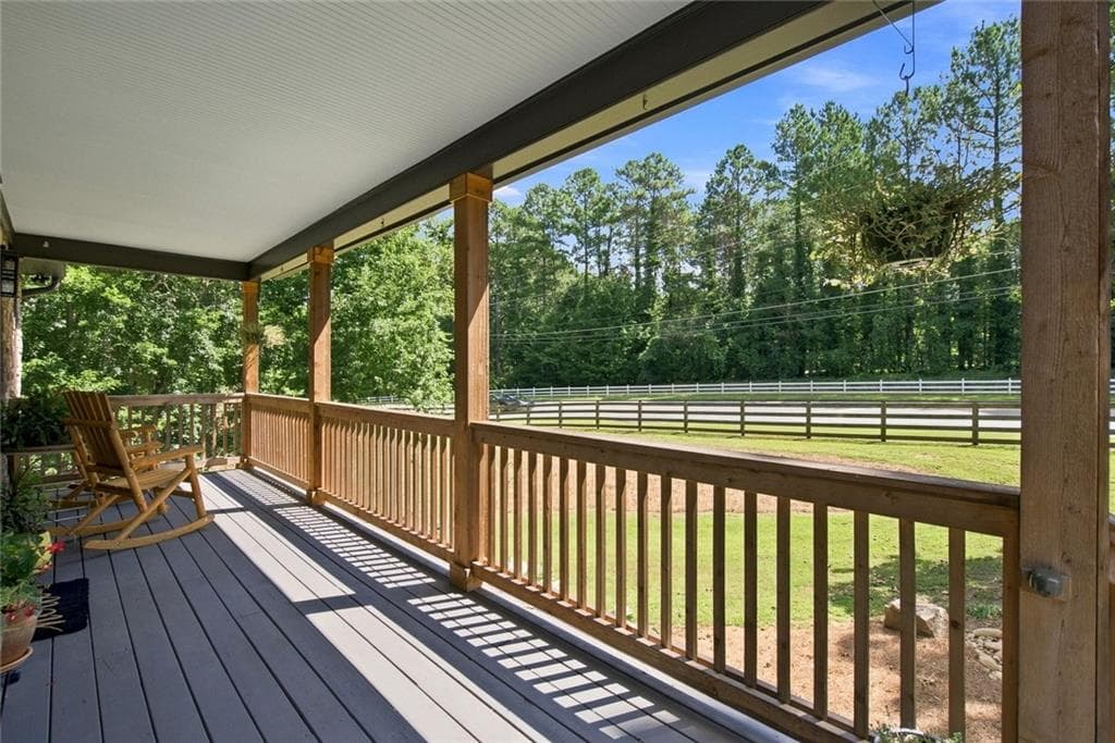 4 bedroom, 4 bathroom, 3,938 sq ft single family residence for sale at 2975 Mars Hill Road, Acworth, GA 30101 — photo 5