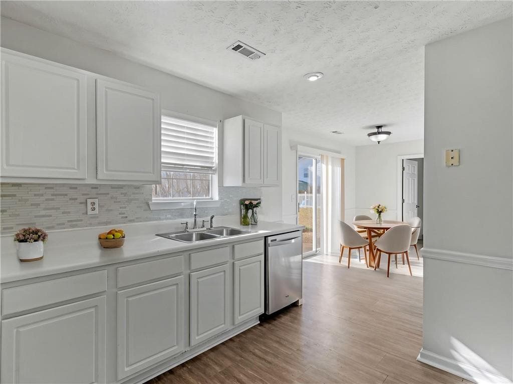 3 bedroom, 2 bathroom, 1,442 sq ft single family residence for rent at 108 Greenleaf Drive, Hampton, GA 30228 for $1,800 a month — photo 7