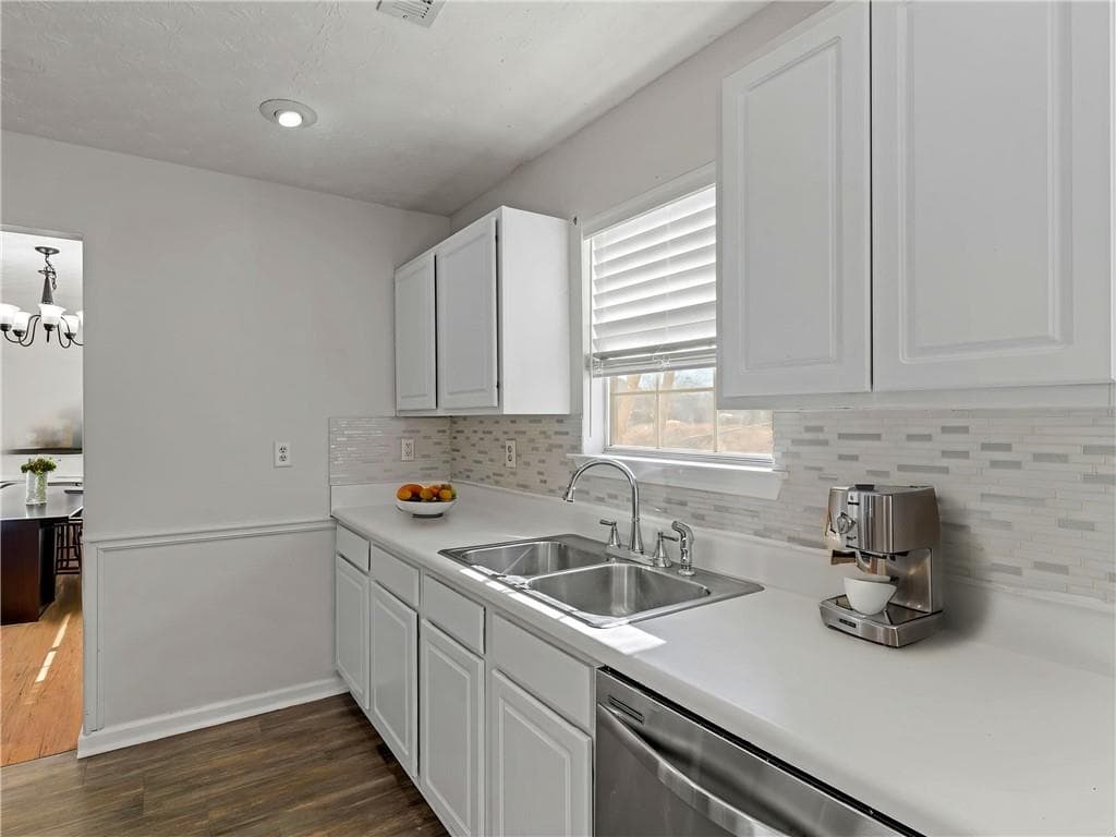 3 bedroom, 2 bathroom, 1,442 sq ft single family residence for rent at 108 Greenleaf Drive, Hampton, GA 30228 for $1,800 a month — photo 8