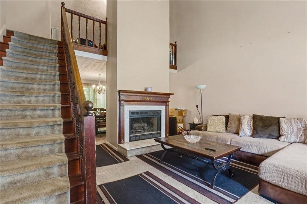 3 bedroom, 3 bathroom, 3,030 sq ft single family residence for sale at 2358 Loren Falls Lane, Marietta, GA 30008 — photo 3