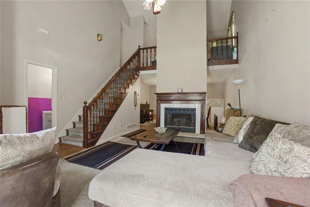 3 bedroom, 3 bathroom, 3,030 sq ft single family residence for sale at 2358 Loren Falls Lane, Marietta, GA 30008 — photo 4
