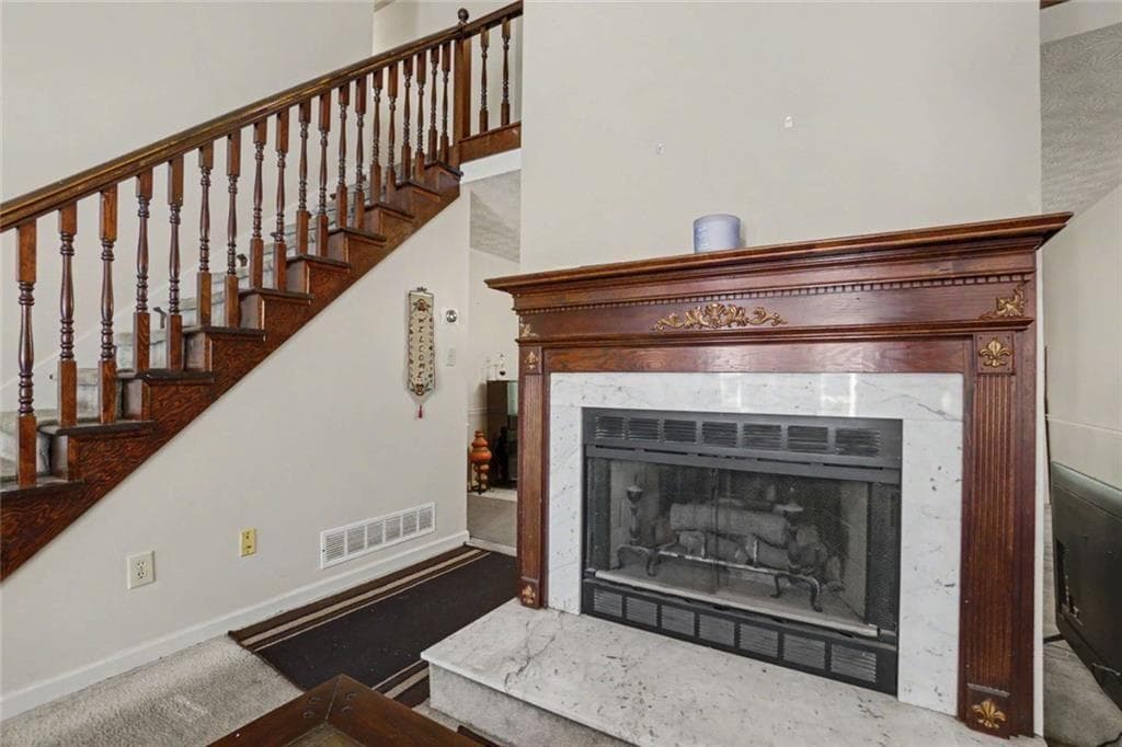 3 bedroom, 3 bathroom, 3,030 sq ft single family residence for sale at 2358 Loren Falls Lane, Marietta, GA 30008 — photo 5