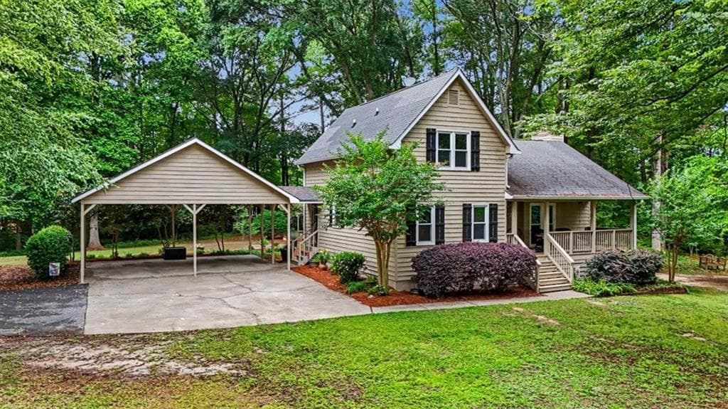 3 bedroom, 2 bathroom, 2,516 sq ft single family residence under contract at 5270 Story Rd, Powder Springs, GA 30127