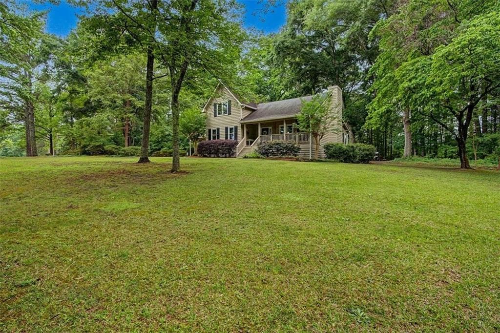 3 bedroom, 2 bathroom, 2,516 sq ft single family residence under contract at 5270 Story Rd, Powder Springs, GA 30127 — photo 2