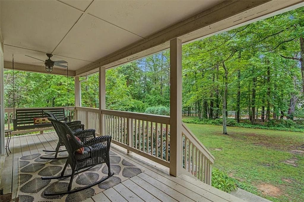 3 bedroom, 2 bathroom, 2,516 sq ft single family residence under contract at 5270 Story Rd, Powder Springs, GA 30127 — photo 4
