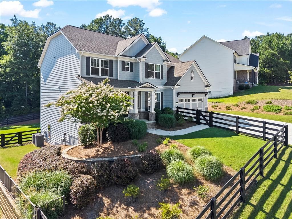 5 bedroom, 5 bathroom, 4,073 sq ft single family residence under contract at 71 Riverwalk Manor Drive, Dallas, GA 30132 — photo 3