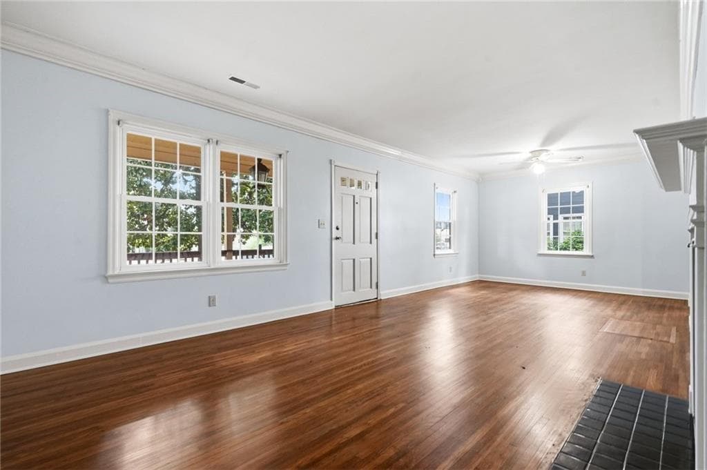 2 bedroom, 1 bathroom, 1,120 sq ft single family residence for rent at 1951 Dresden Drive, Atlanta, GA 30319 for $2,595 a month — photo 6