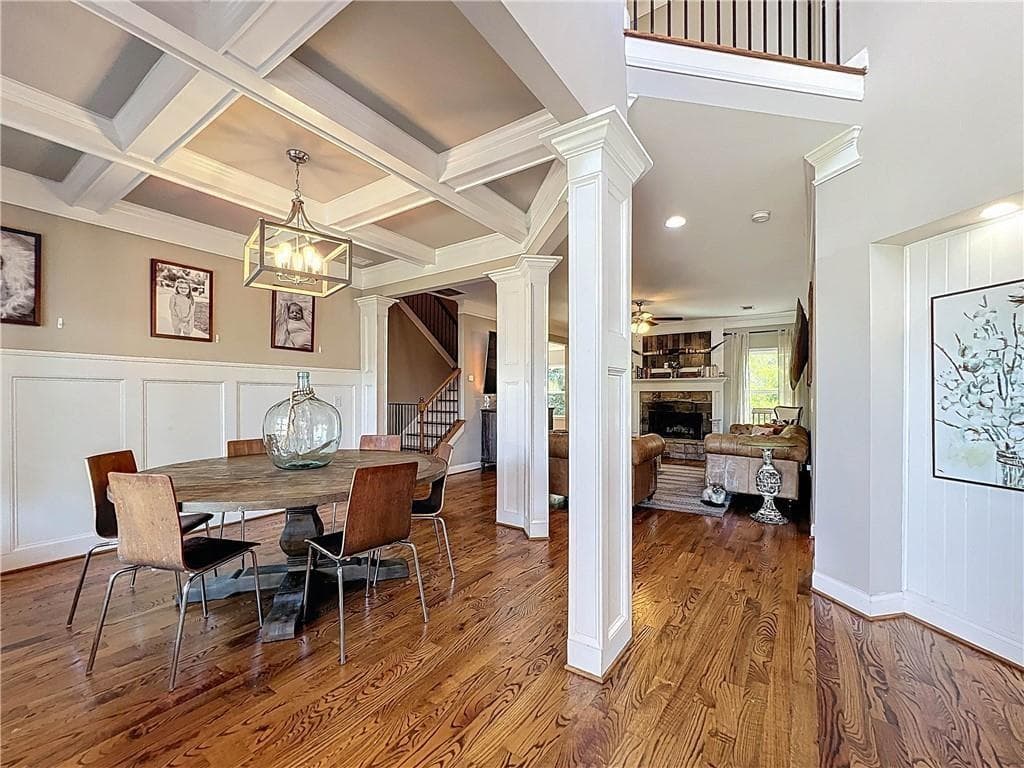 4 bedroom, 3 bathroom, 2,968 sq ft single family residence for sale at 9 Hillshire Drive, Cartersville, GA 30120 — photo 3