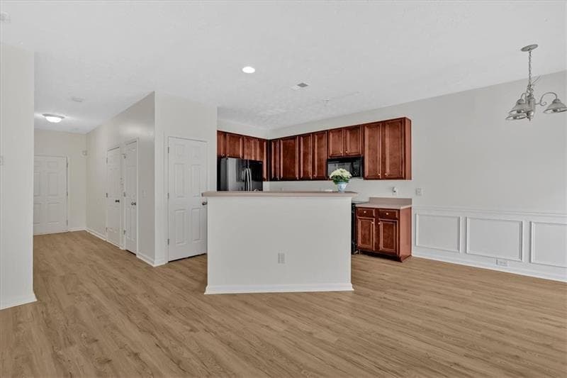 2 bedroom, 3 bathroom, 1,430 sq ft townhouse for sale at 2555 Flat Shoals Road 1104, College Park, GA 30349 — photo 5