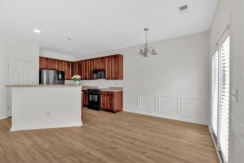 2 bedroom, 3 bathroom, 1,430 sq ft townhouse for sale at 2555 Flat Shoals Road 1104, College Park, GA 30349 — photo 7