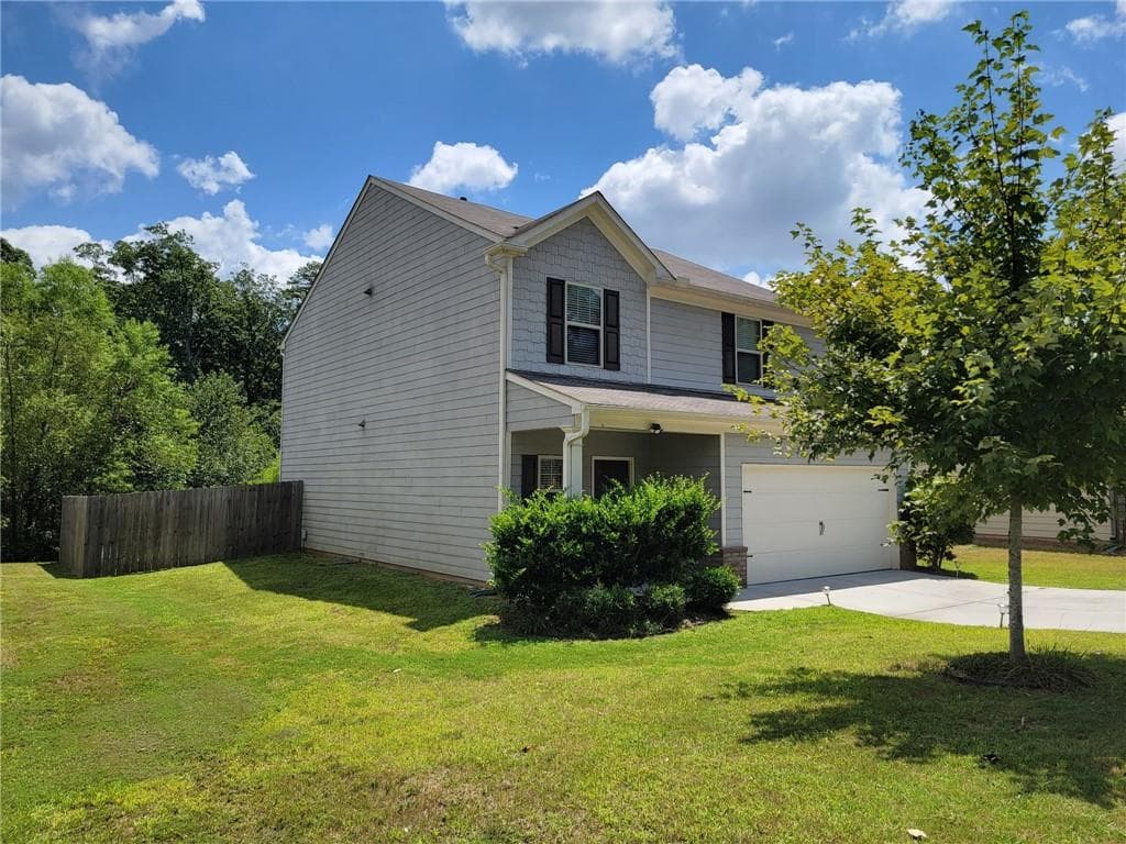 4 bedroom, 3 bathroom, 2,076 sq ft single family residence for rent at 6648 Saint Jude Drive, Fairburn, GA 30213 for $2,300 a month — photo 2