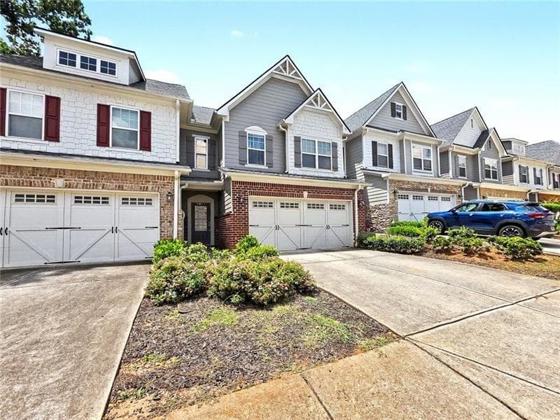3 bedroom, 3 bathroom, 1,970 sq ft townhouse for sale at 1641 Austin Meadows Drive, Decatur, GA 30032 — photo 3