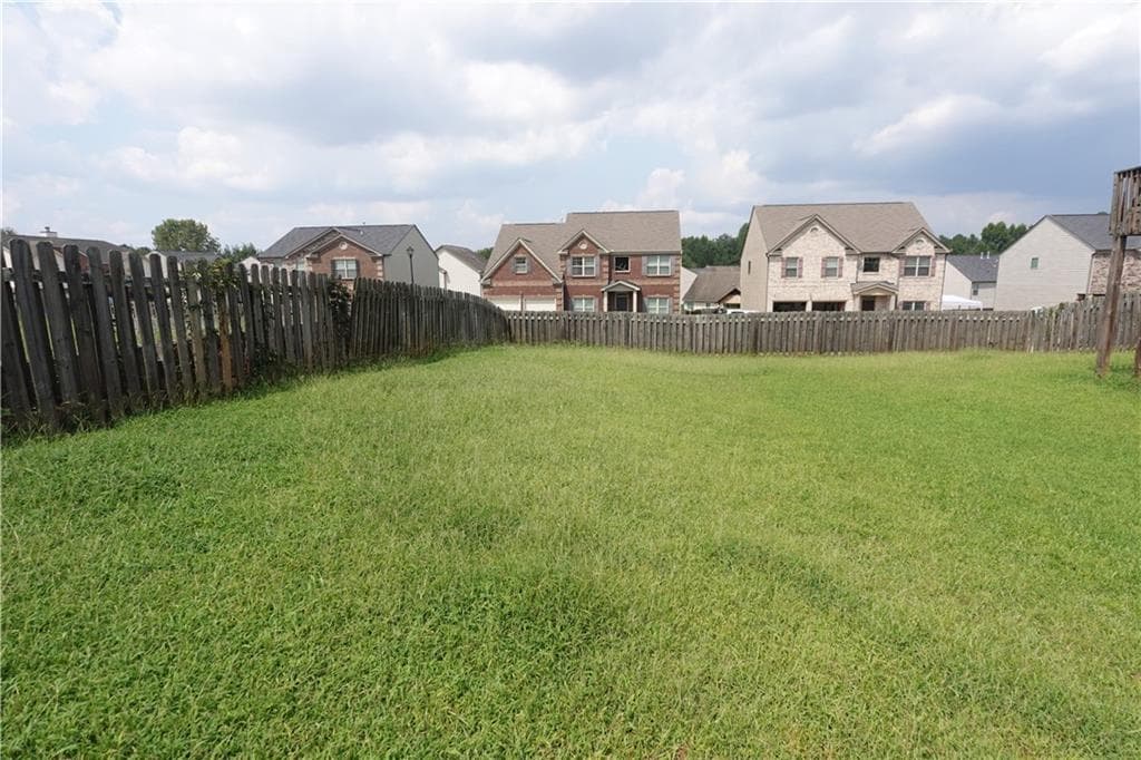 5 bedroom, 3 bathroom, 2,540 sq ft single family residence for sale at 5943 Rex Ridge Court, Rex, GA 30273 — photo 7