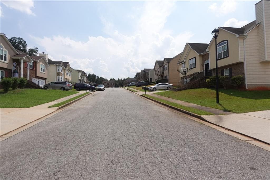 5 bedroom, 3 bathroom, 2,540 sq ft single family residence for sale at 5943 Rex Ridge Court, Rex, GA 30273 — photo 9