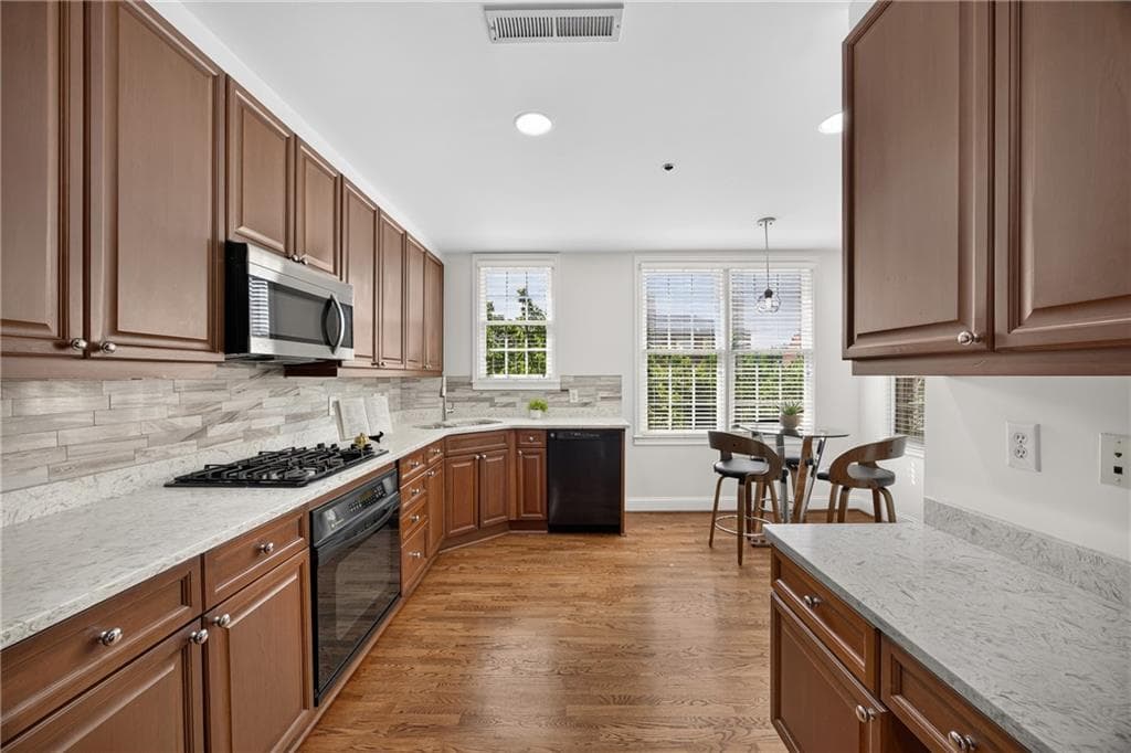 2 bedroom, 3 bathroom, 1,693 sq ft condominium for sale at 1735 Peachtree Street 327, Atlanta, GA 30309 — photo 3