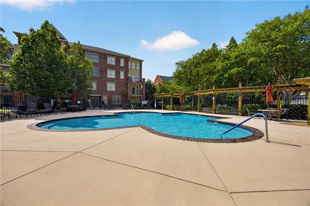 2 bedroom, 3 bathroom, 1,693 sq ft condominium for sale at 1735 Peachtree Street 327, Atlanta, GA 30309 — photo 8